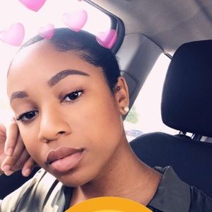 Meet your Posher, Natalie